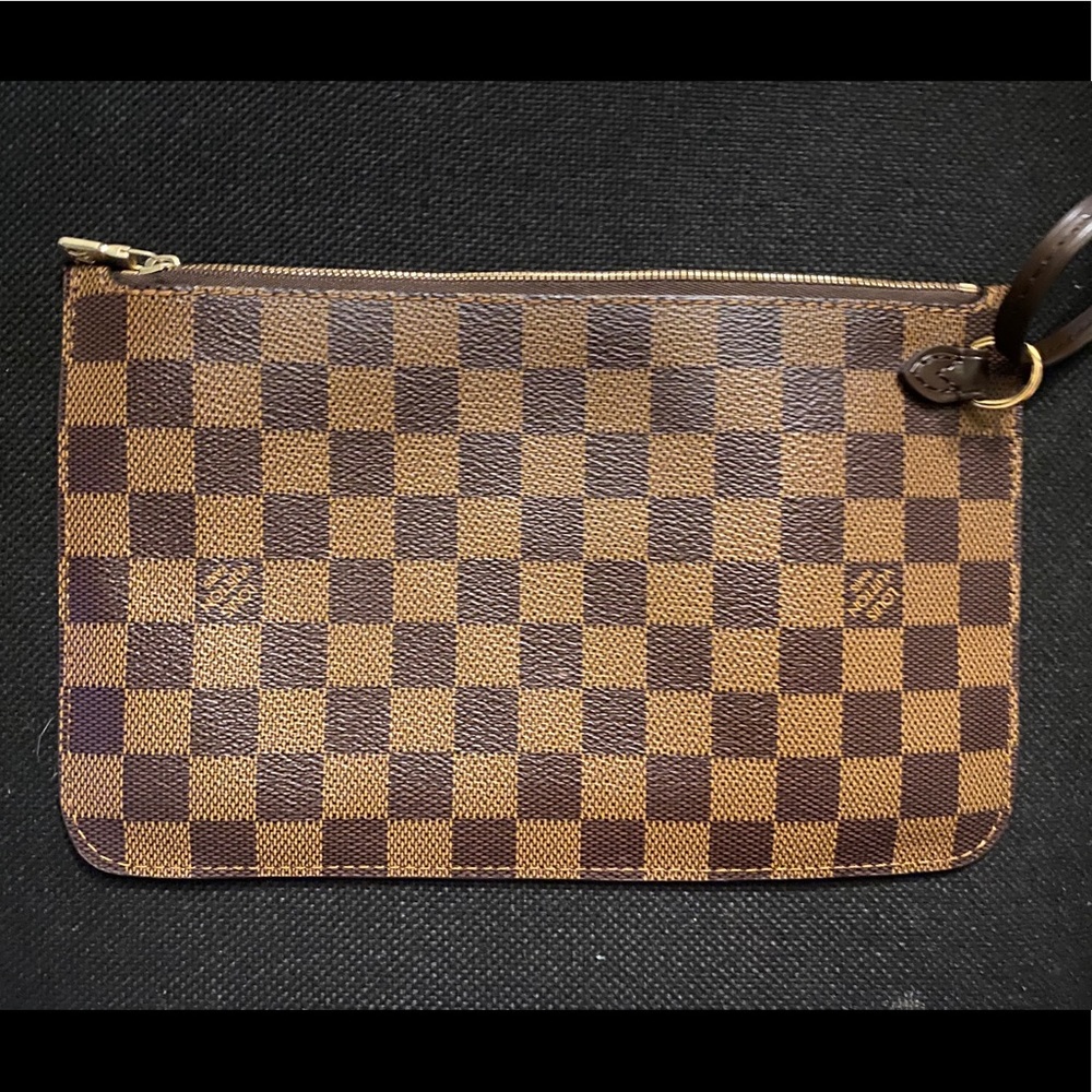 Louis Vuitton pochette